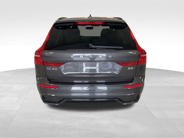 Used 2025 Volvo XC60 B5 Plus AWD/4WD image 5