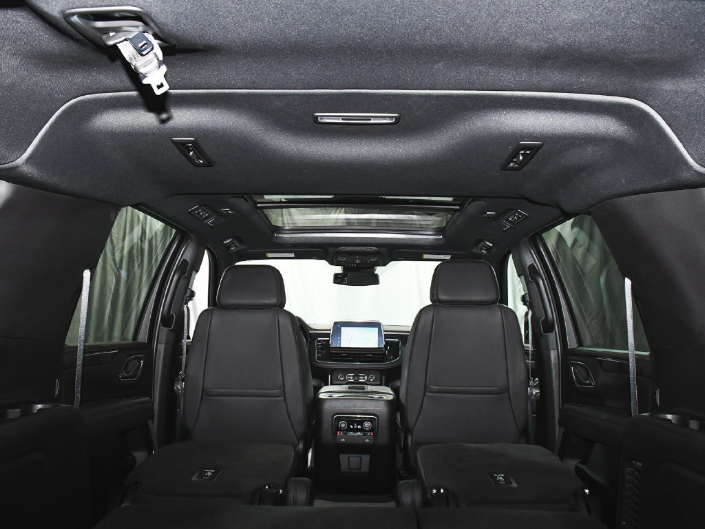 Used 2024 Chevrolet Suburban RST w/ Luxury Package AWD/4WD image 69