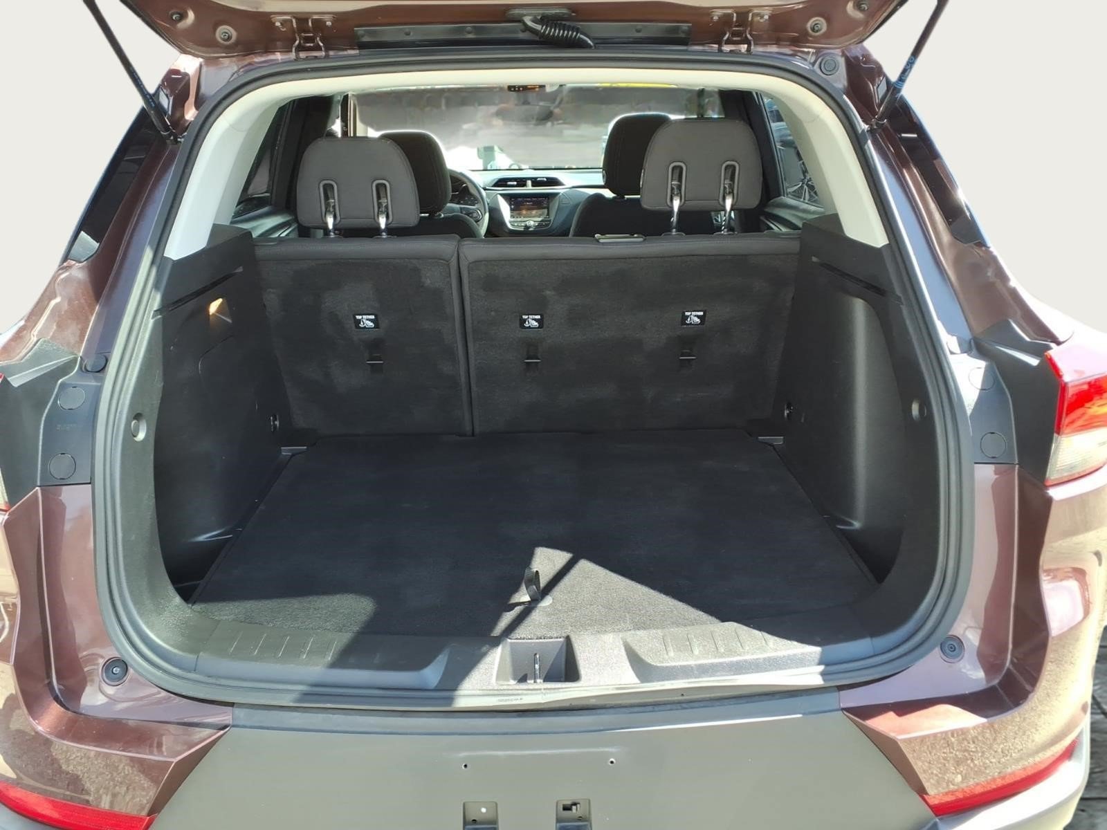 Used 2023 Chevrolet TrailBlazer LT FWD image 15
