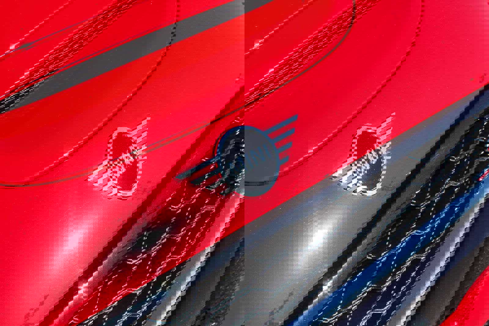 Used 2019 MINI Cooper S w/ Premium Package image 11