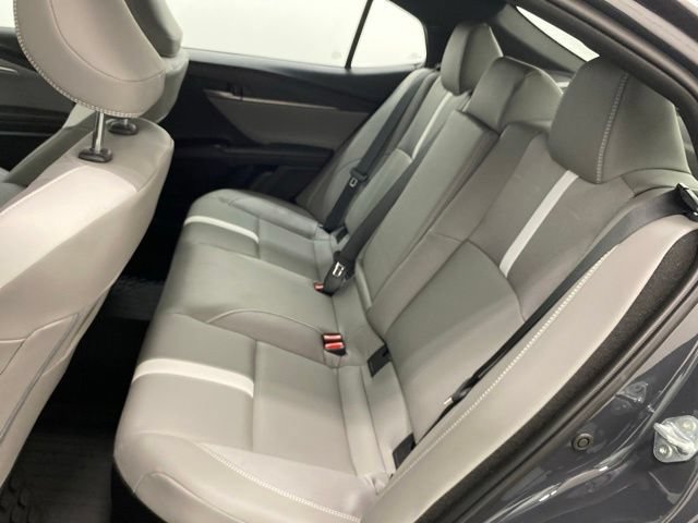 Used 2026 Toyota Camry SE AWD/4WD image 25