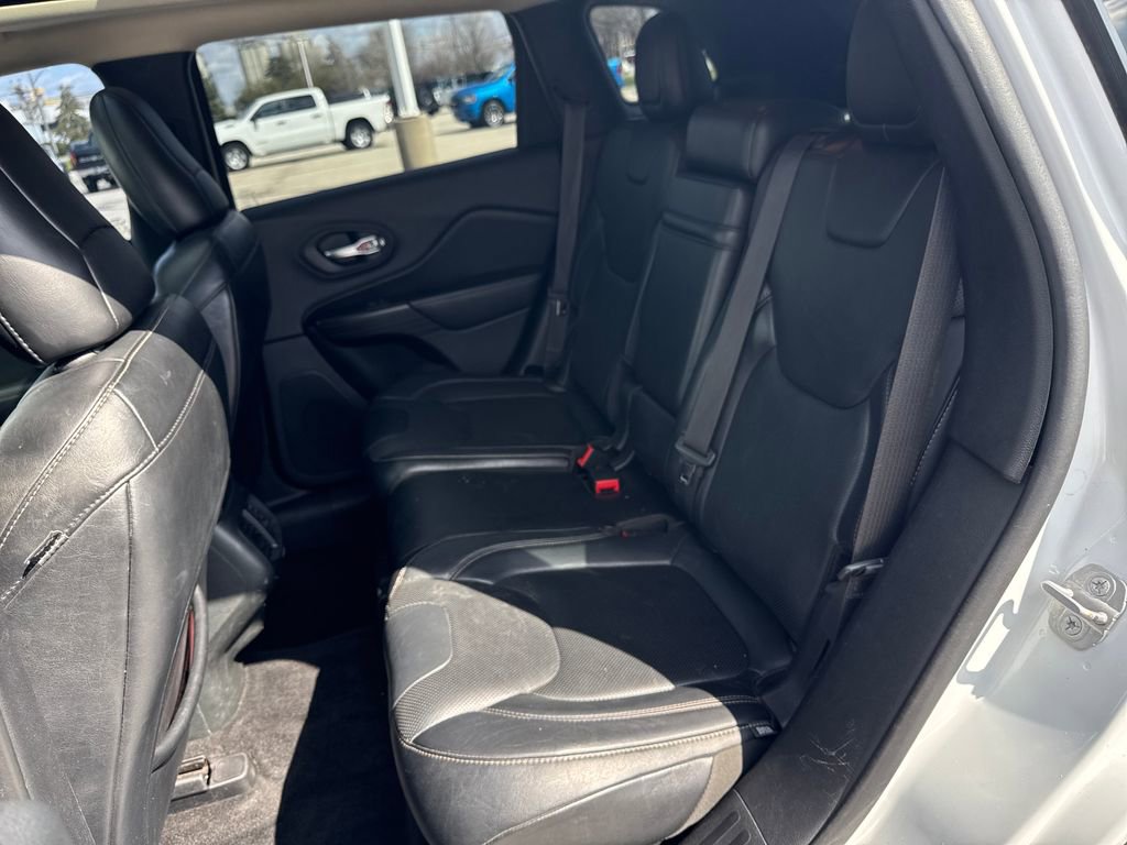 Used 2014 Jeep Cherokee Limited w/ Technology Group image 34