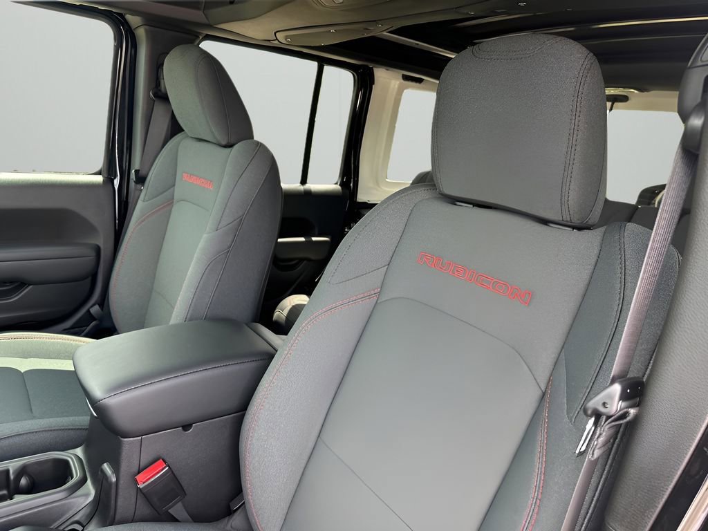 New 2025 Jeep Wrangler Unlimited Rubicon w/ Safety Group AWD/4WD image 28