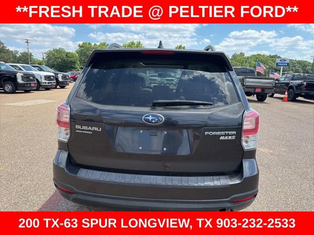 Used 2017 Subaru Forester 2.5i Premium AWD/4WD image 4