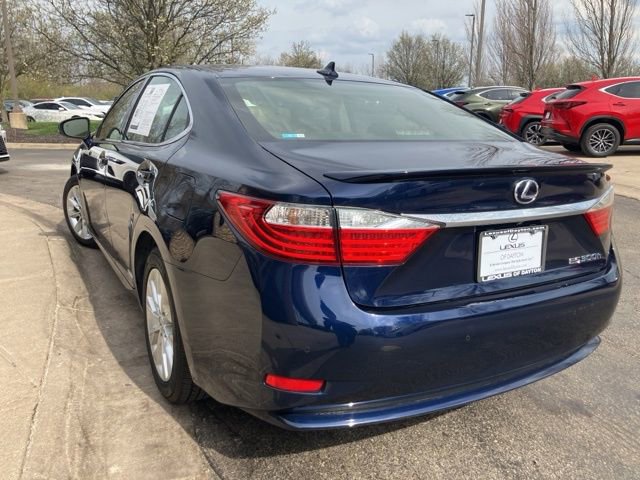 Used 2013 Lexus ES 300h w/ Luxury Pkg image 5