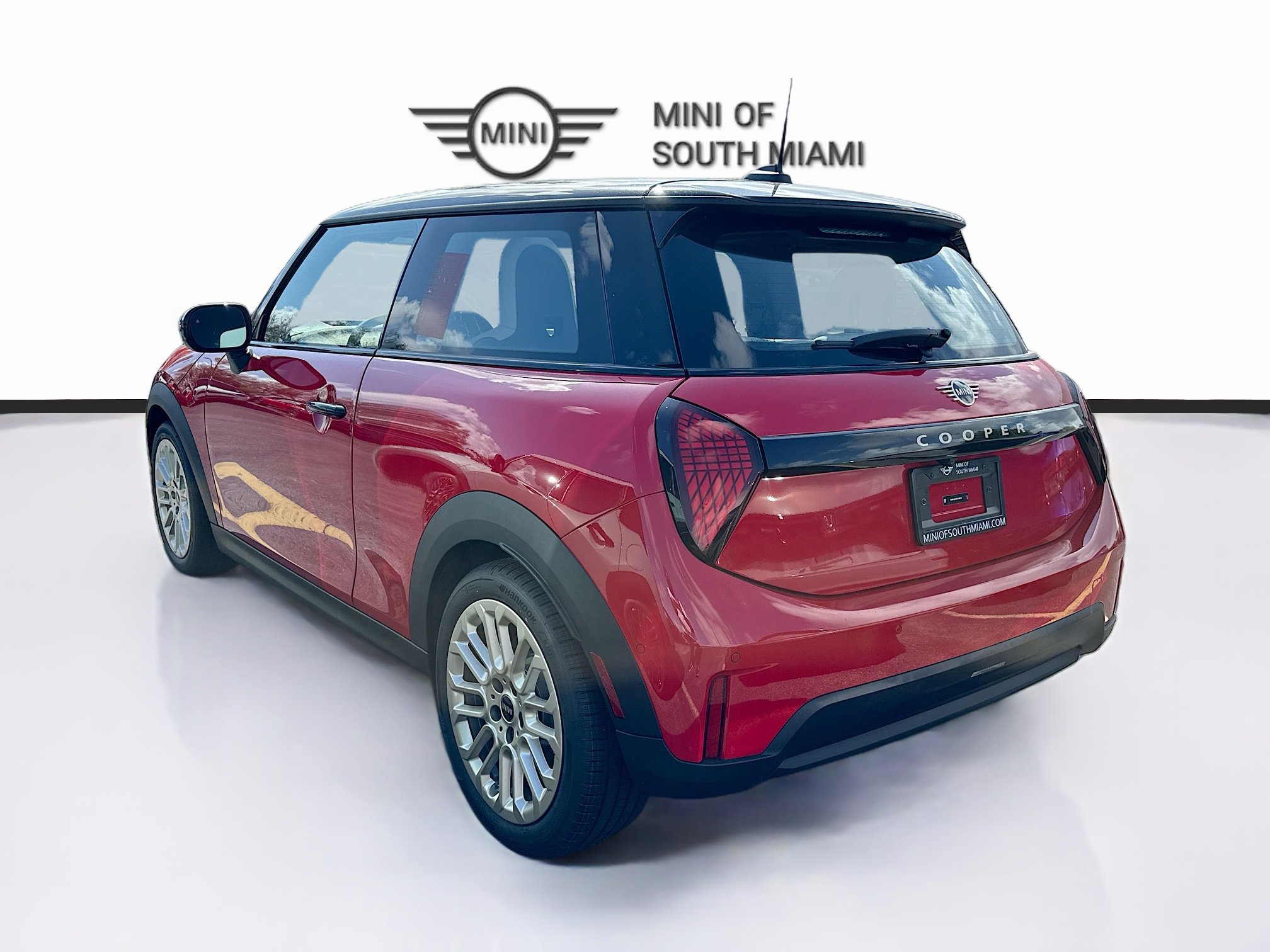 New 2026 MINI Cooper 2-Door Hardtop FWD image 4