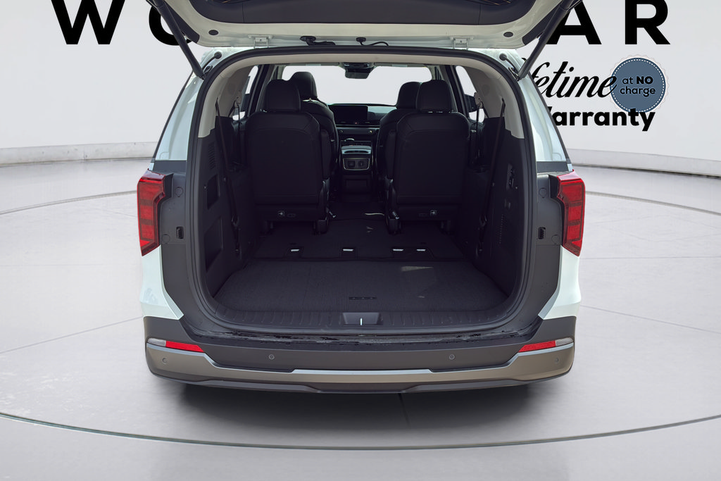 New 2027 Kia Carnival SX w/ Dark Edition Package FWD image 19