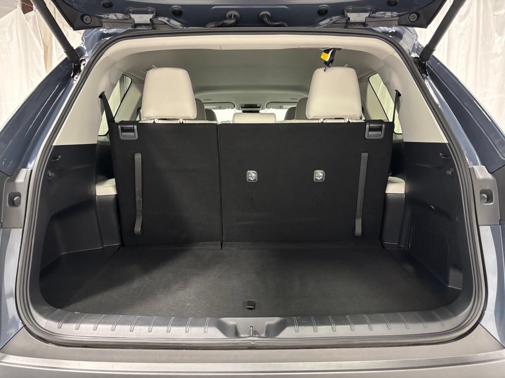 Used 2025 Toyota Grand Highlander AWD image 52