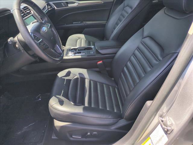 Used 2020 Ford Fusion SEL image 15
