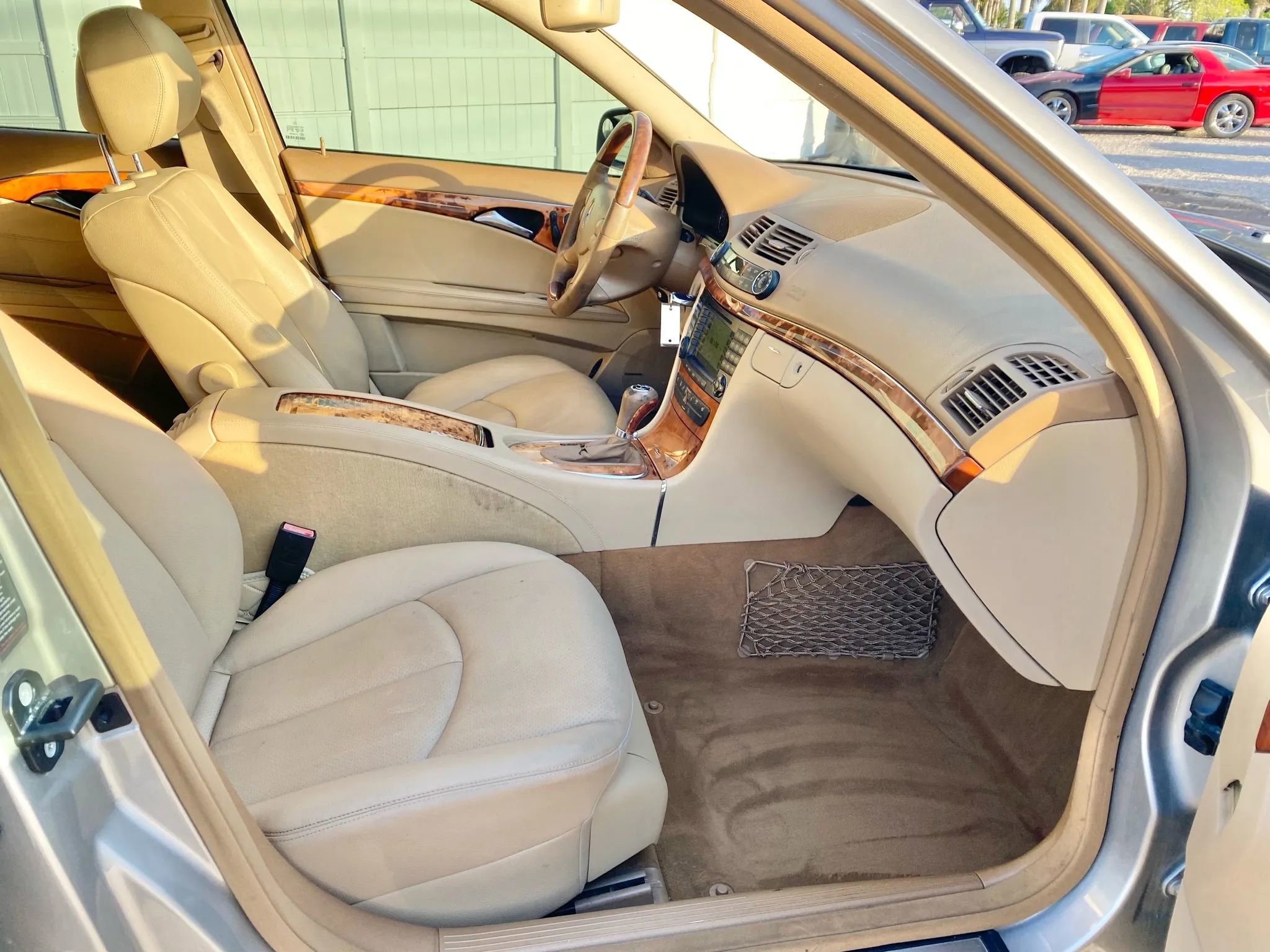 Used 2008 Mercedes-Benz E 320 BlueTEC Sedan image 27