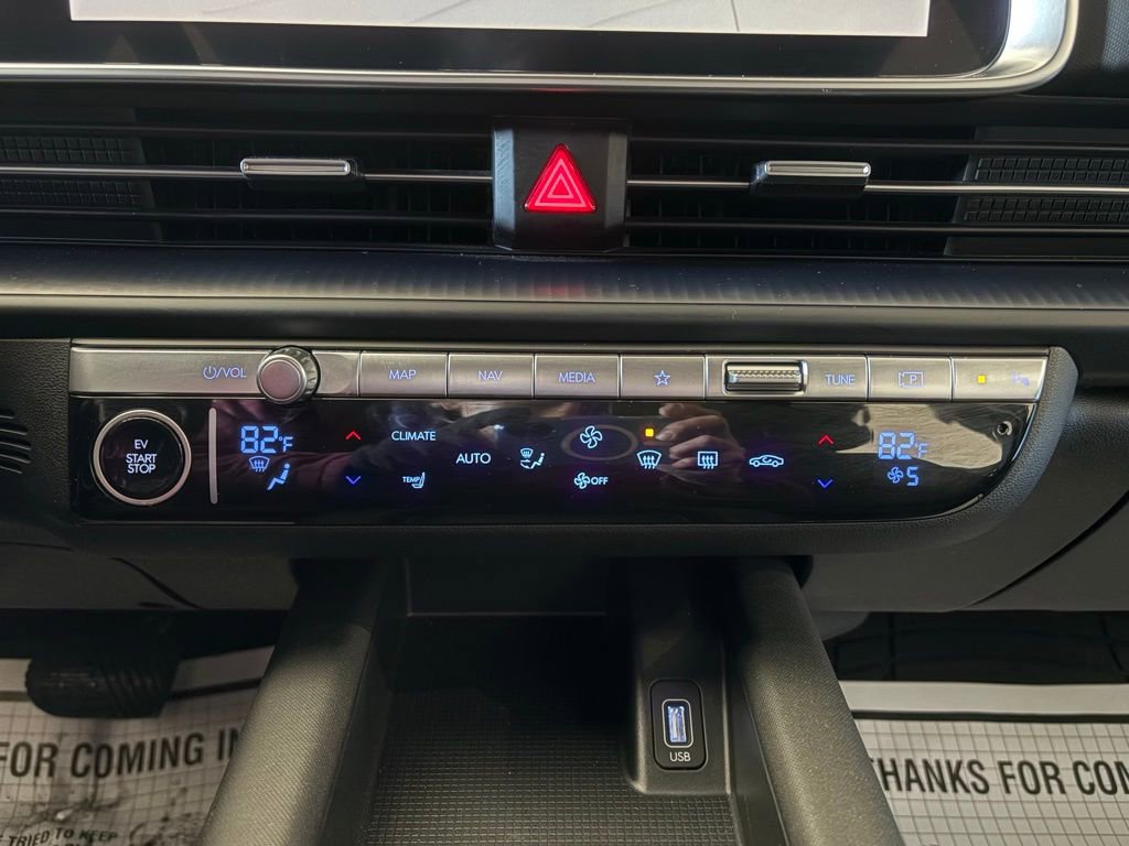 Used 2024 Hyundai Ioniq 6 SE image 28