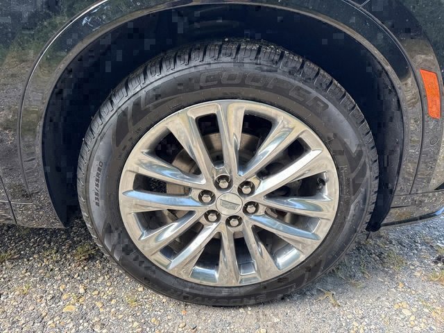 Used 2023 Cadillac XT6 Premium Luxury w/ Technology Package image 12