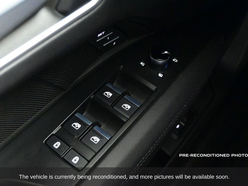 Used 2022 Audi e-tron GT Premium Plus image 14