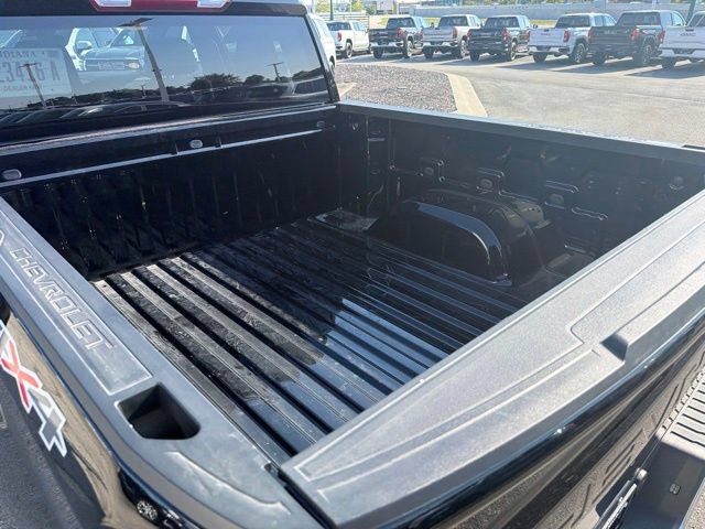 Used 2024 Chevrolet Silverado 1500 LT AWD/4WD image 23
