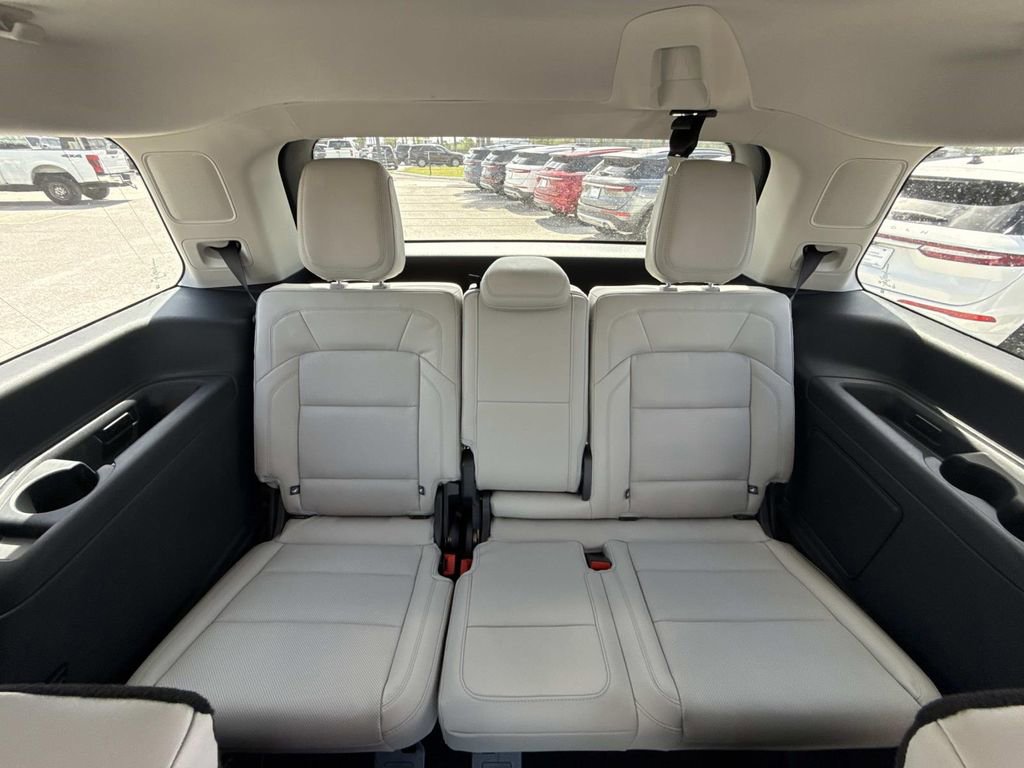 New 2026 Lincoln Navigator Reserve image 19