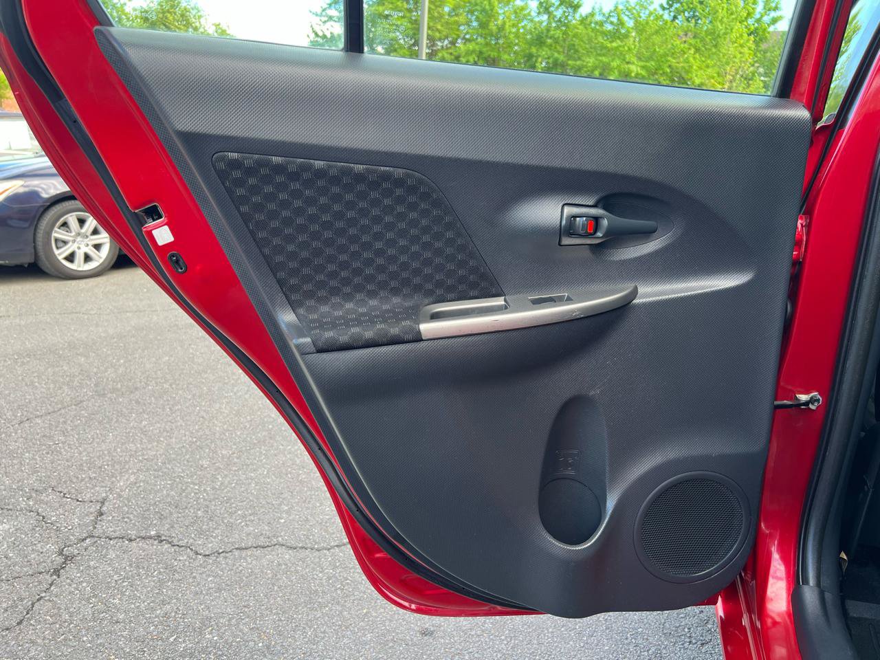 Used 2014 Scion xD FWD image 24