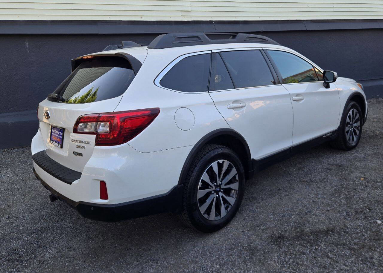 Used 2017 Subaru Outback 3.6R Limited AWD/4WD image 28