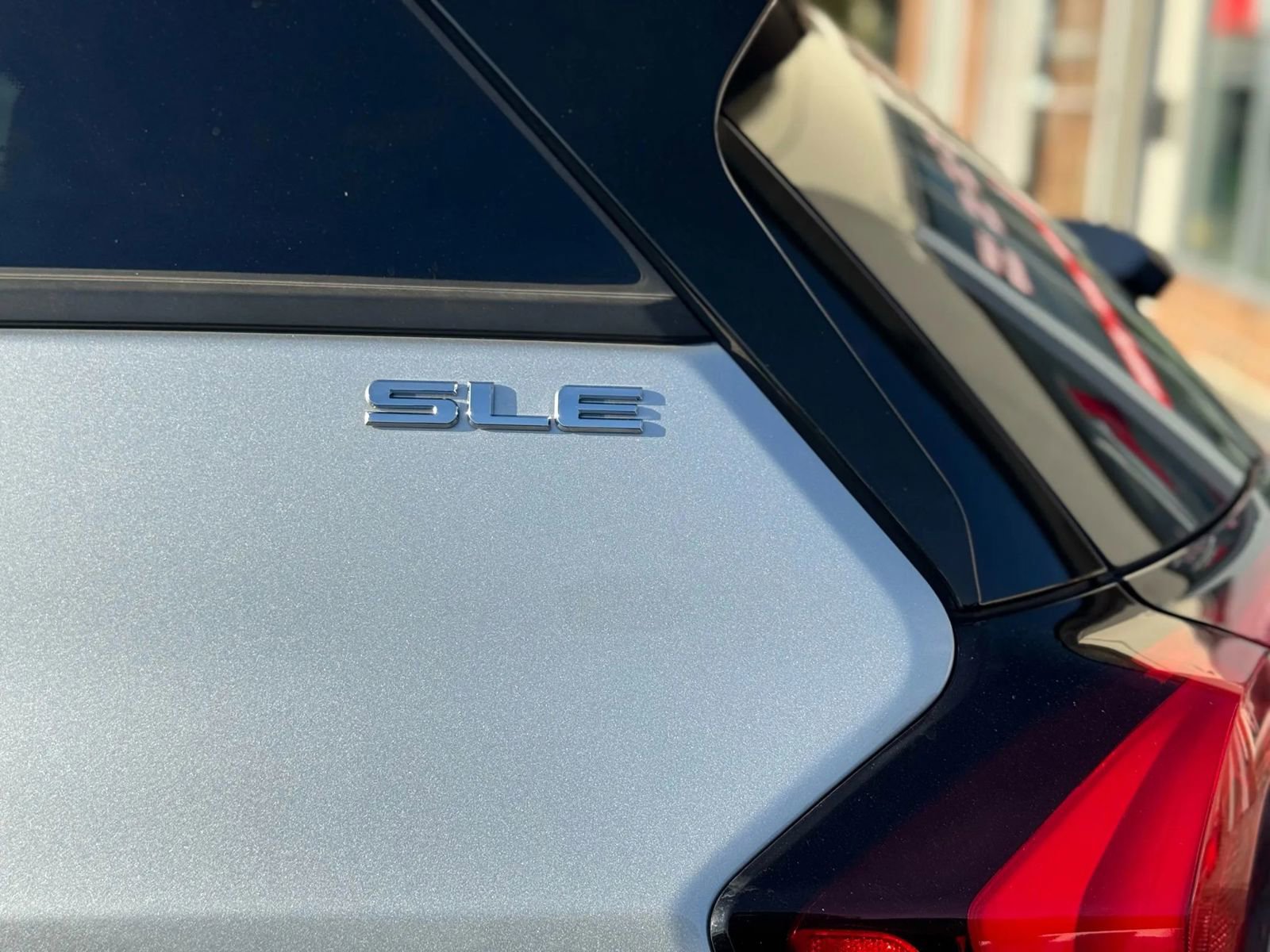 Used 2018 GMC Terrain SLE w/ Driver Convenience Package image 7