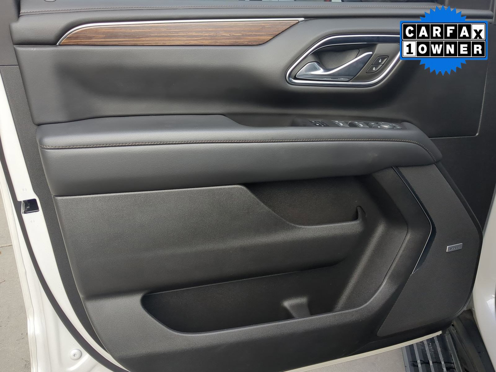 Used 2023 Chevrolet Suburban High Country image 10