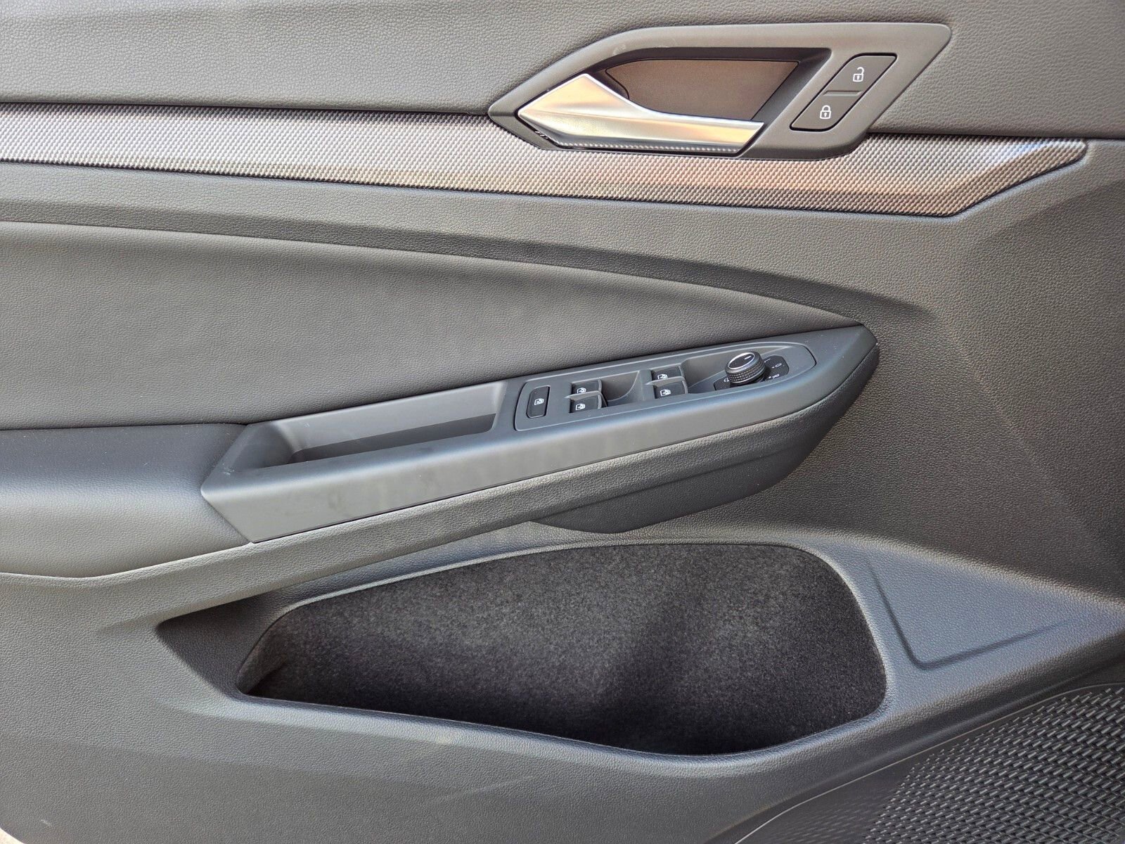 New 2026 Volkswagen GTI Autobahn image 10