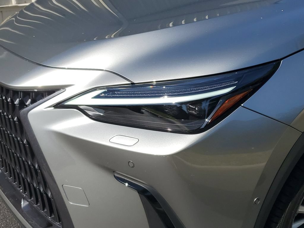 Used 2022 Lexus NX 350h AWD w/ Vision Package image 10