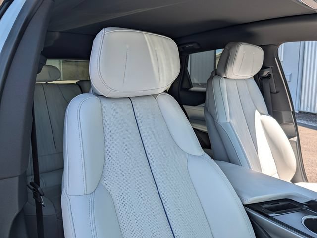 Used 2024 Cadillac Lyriq Sport w/ LPO, Floor Liner Package AWD/4WD image 14