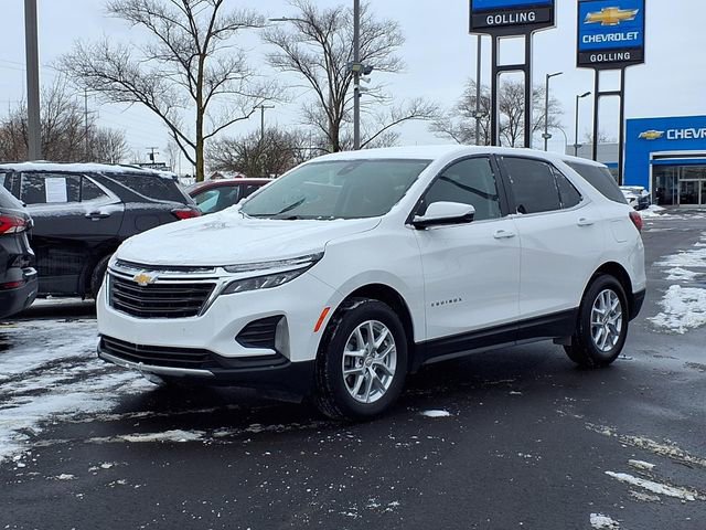 Used 2024 Chevrolet Equinox LT image 1