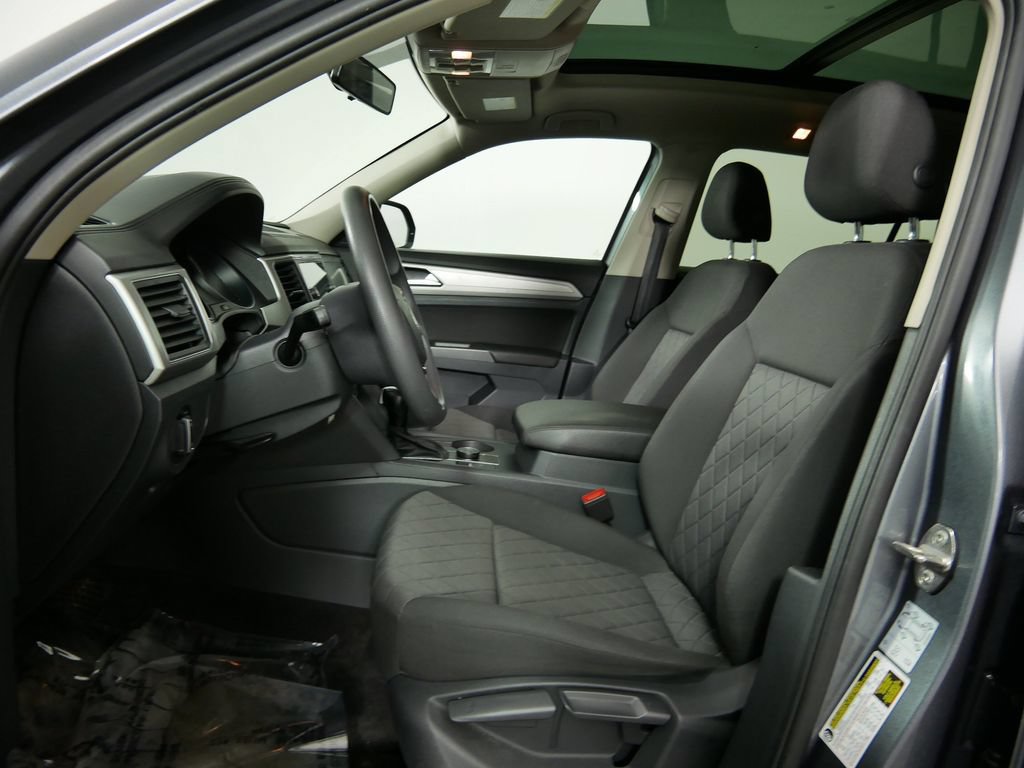 Used 2018 Volkswagen Atlas Launch Edition AWD/4WD image 15