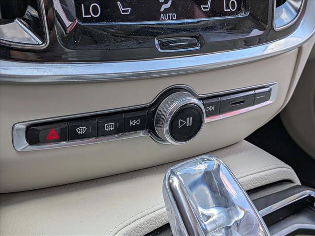 Used 2022 Volvo S60 T8 Inscription w/ Advanced Package image 14