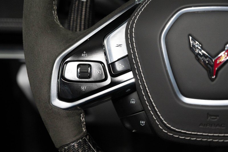 Used 2024 Chevrolet Corvette Z06 RWD image 17