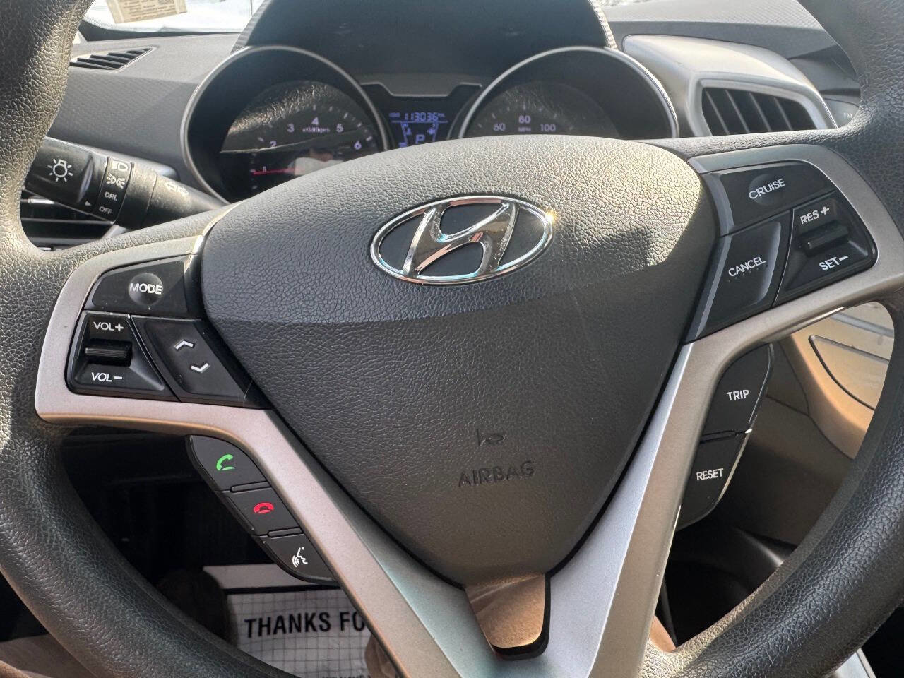 Used 2015 Hyundai Veloster image 9