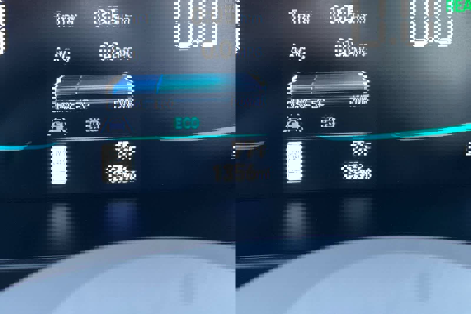 Used 2026 Hyundai Elantra Blue image 23