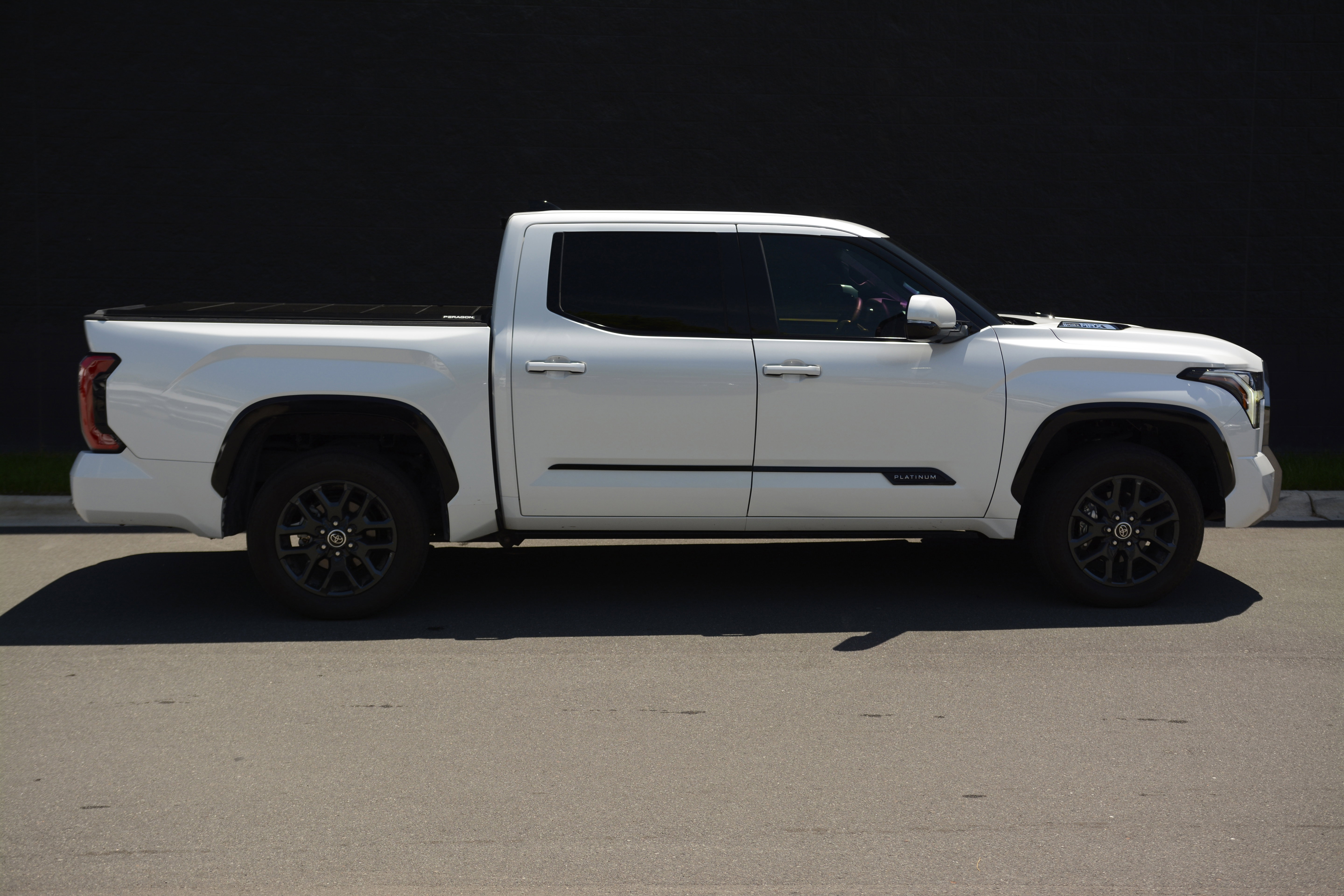 Used 2023 Toyota Tundra Platinum AWD/4WD image 8