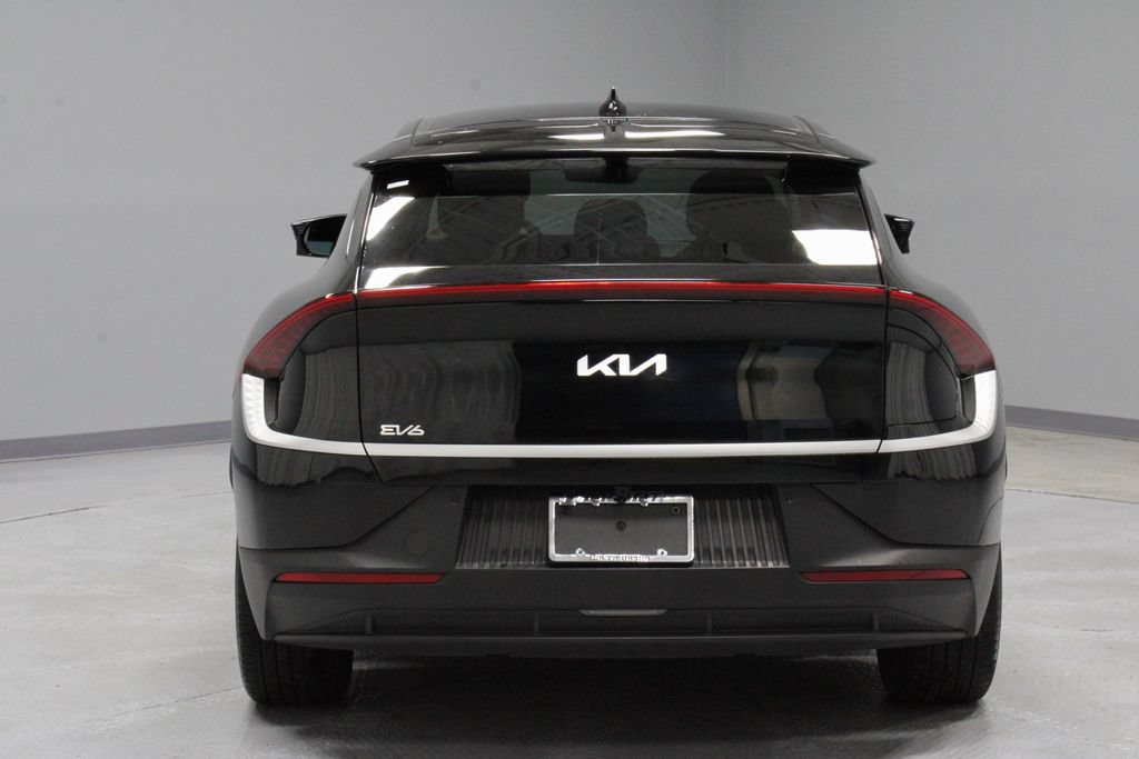 Used 2024 Kia EV6 Light AWD/4WD image 11