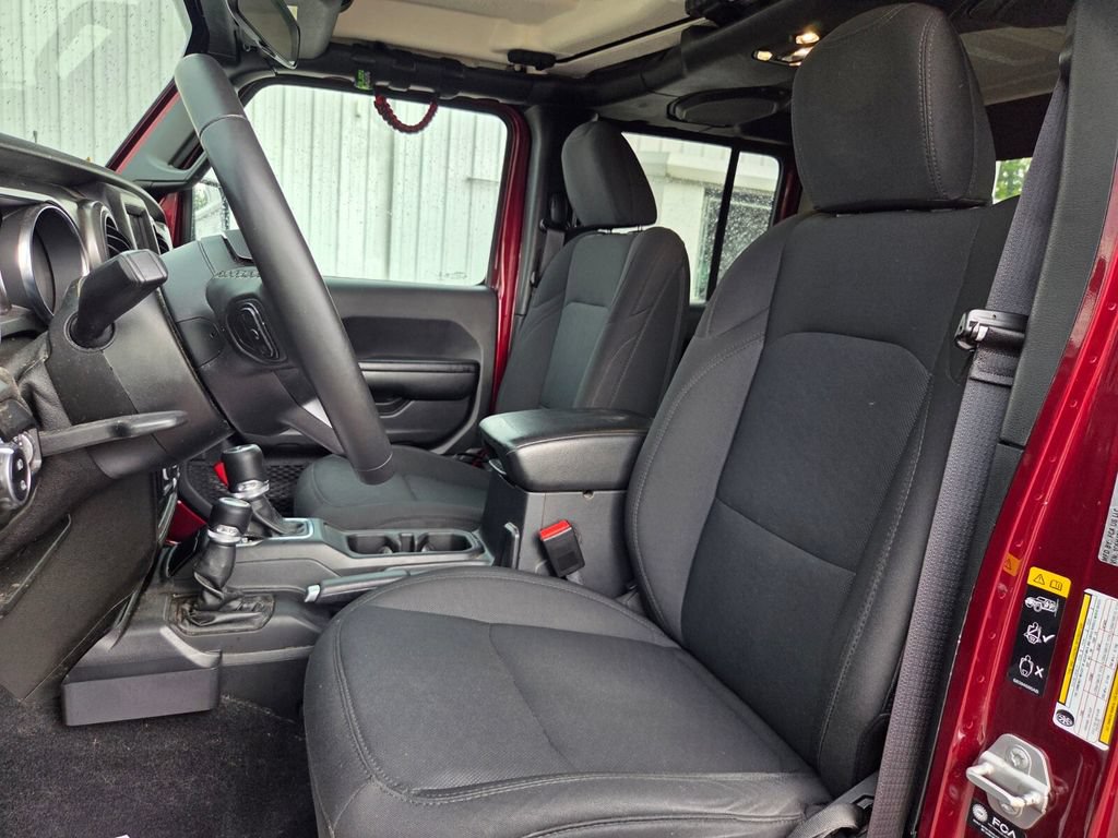 Used 2021 Jeep Gladiator Sport AWD/4WD image 11
