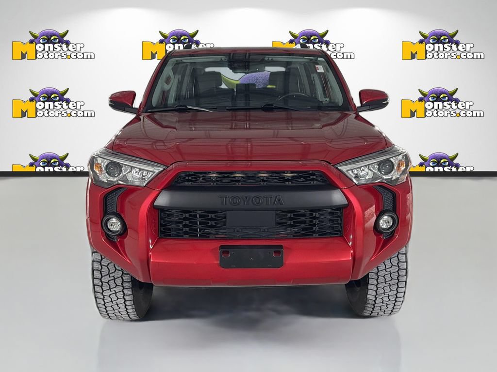 Used 2022 Toyota 4Runner SR5 Premium w/ Moonroof Package AWD/4WD image 2