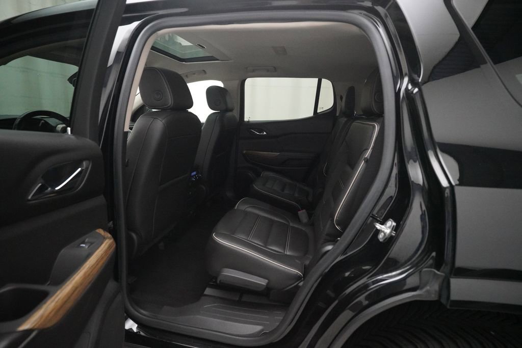Used 2018 GMC Acadia Denali AWD/4WD image 15