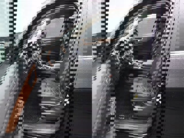 New 2026 Volkswagen Atlas SE image 9