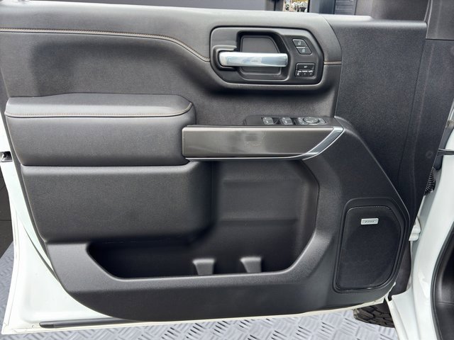 Used 2021 GMC Sierra 2500 AT4 w/ AT4 Preferred Package image 13