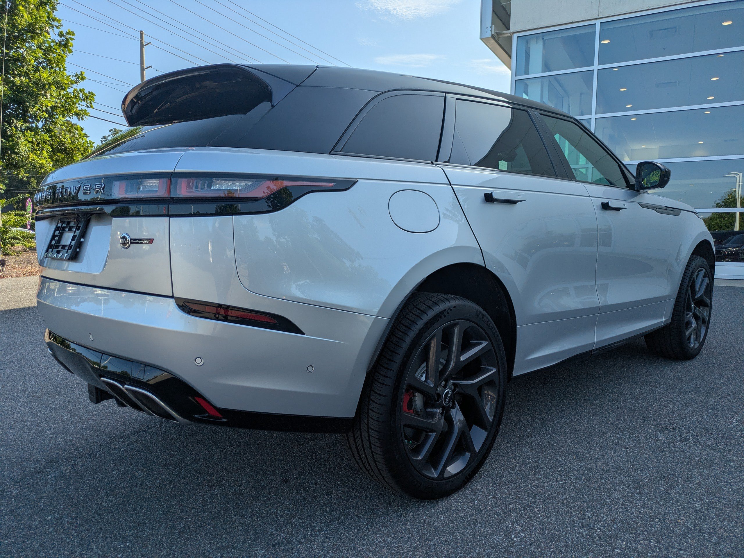 Used 2020 Land Rover Range Rover Velar SV Autobiography Dynamic AWD/4WD image 4