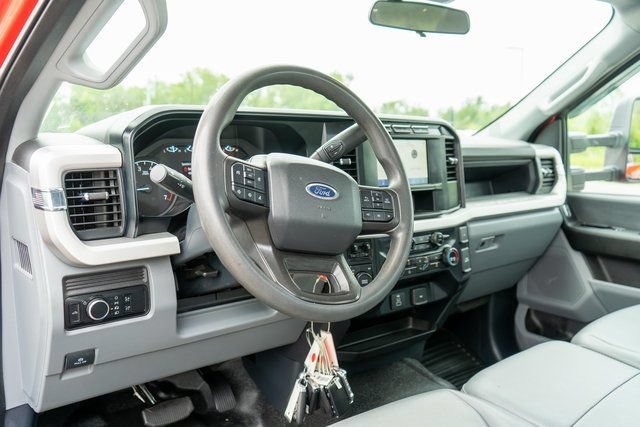 Used 2024 Ford F350 XL w/ XL Driver Assist Package AWD/4WD image 11