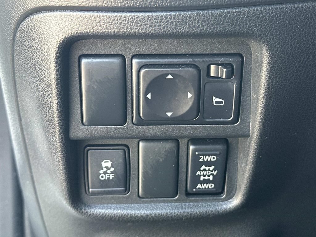 Used 2015 Nissan Juke NISMO AWD/4WD image 26