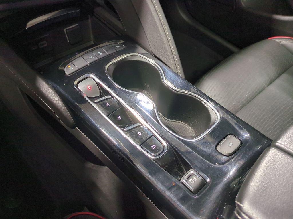 Used 2022 Buick Envision Essence w/ Sport Touring Package image 40