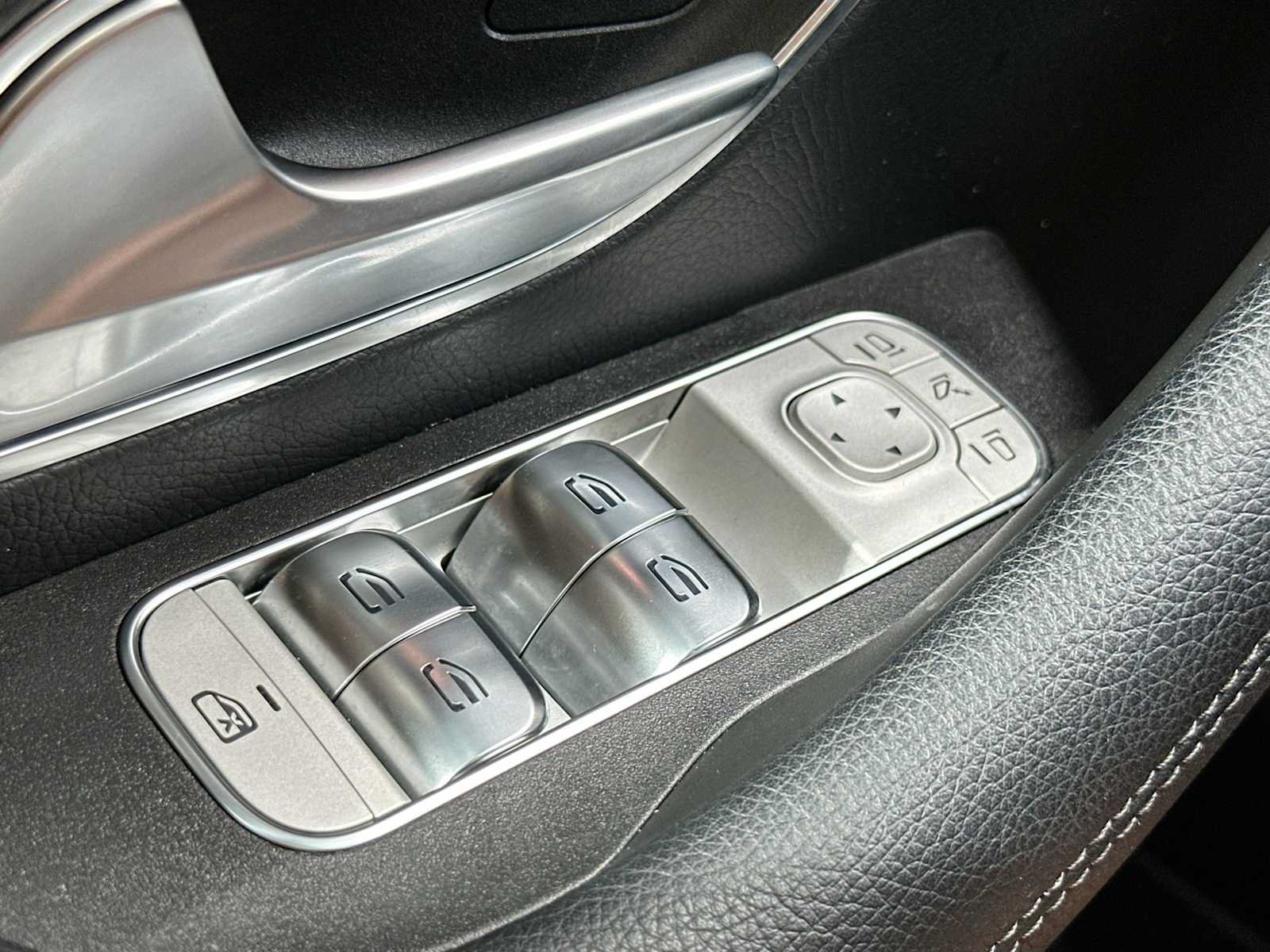 Certified 2025 Mercedes-Benz GLE 580 4MATIC image 18