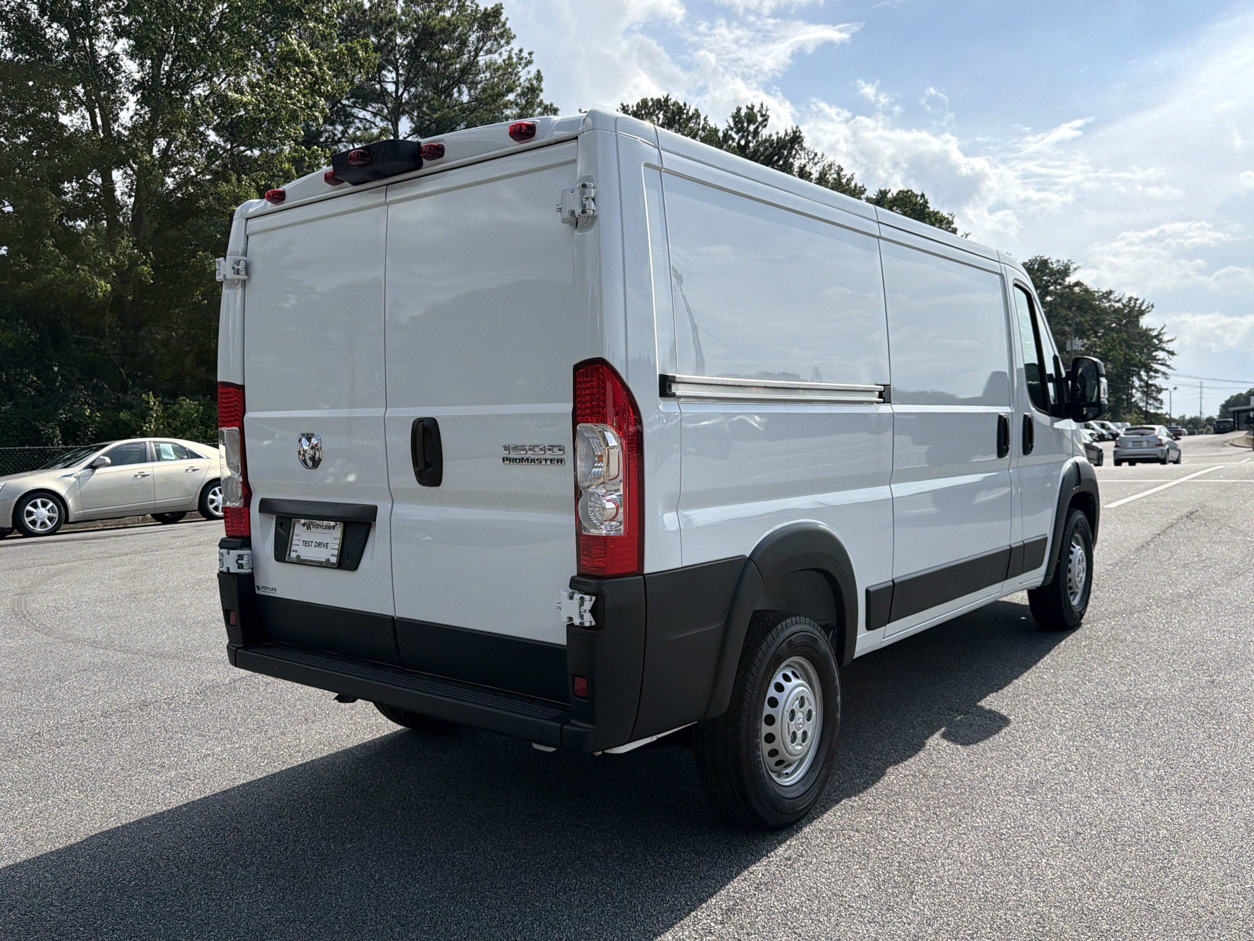 New 2026 RAM ProMaster 1500 w/ Safety Group FWD image 8