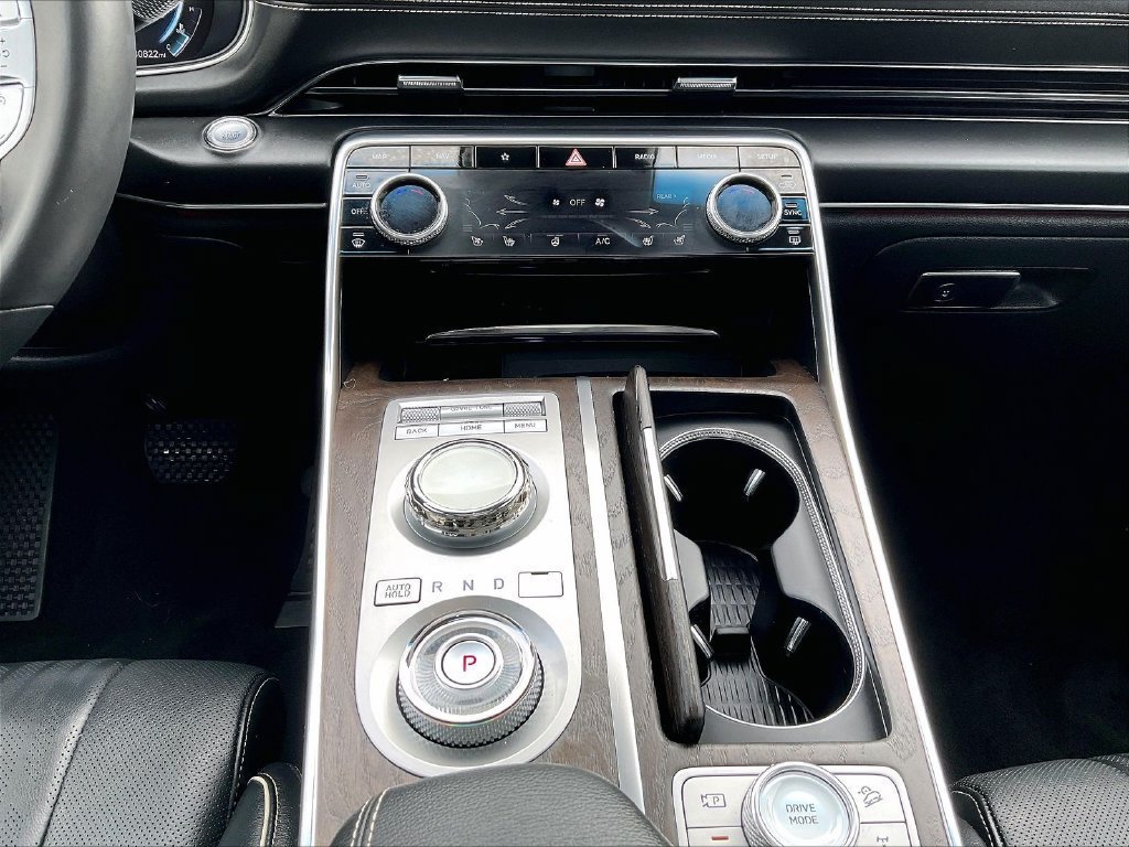 Used 2024 Genesis GV80 2.5T w/ Prestige Package AWD/4WD image 26