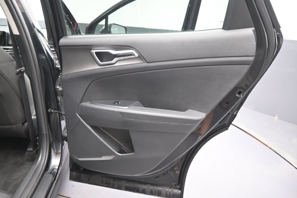 Used 2026 Kia Sportage LX FWD image 19