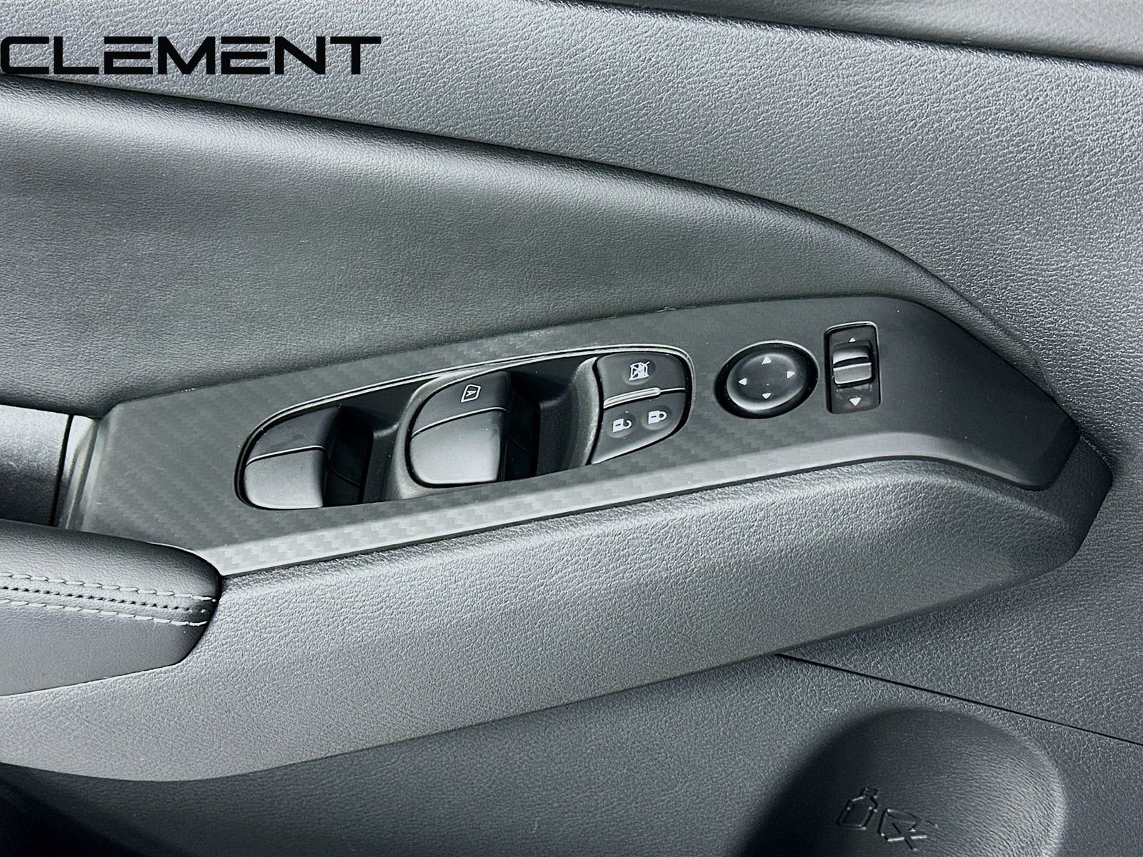 Used 2024 Nissan Altima 2.5 SV image 24