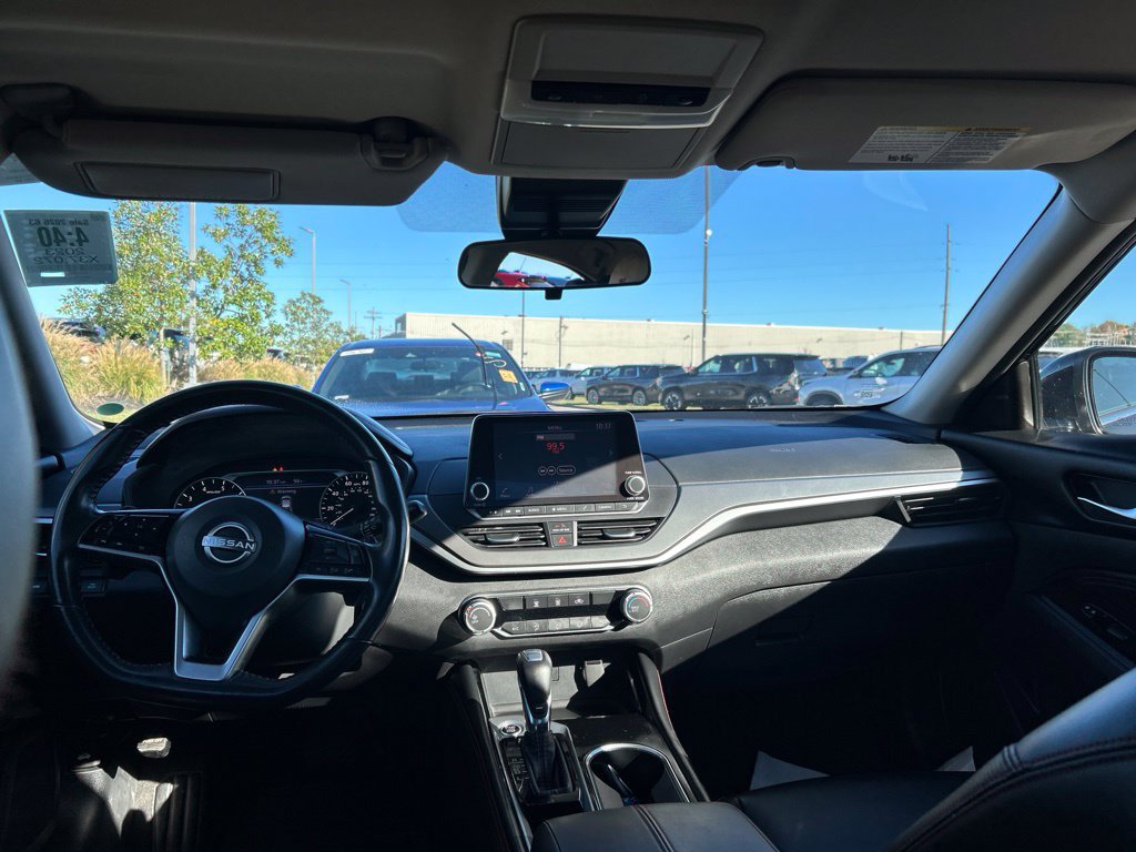 Used 2023 Nissan Altima 2.5 SR FWD image 5