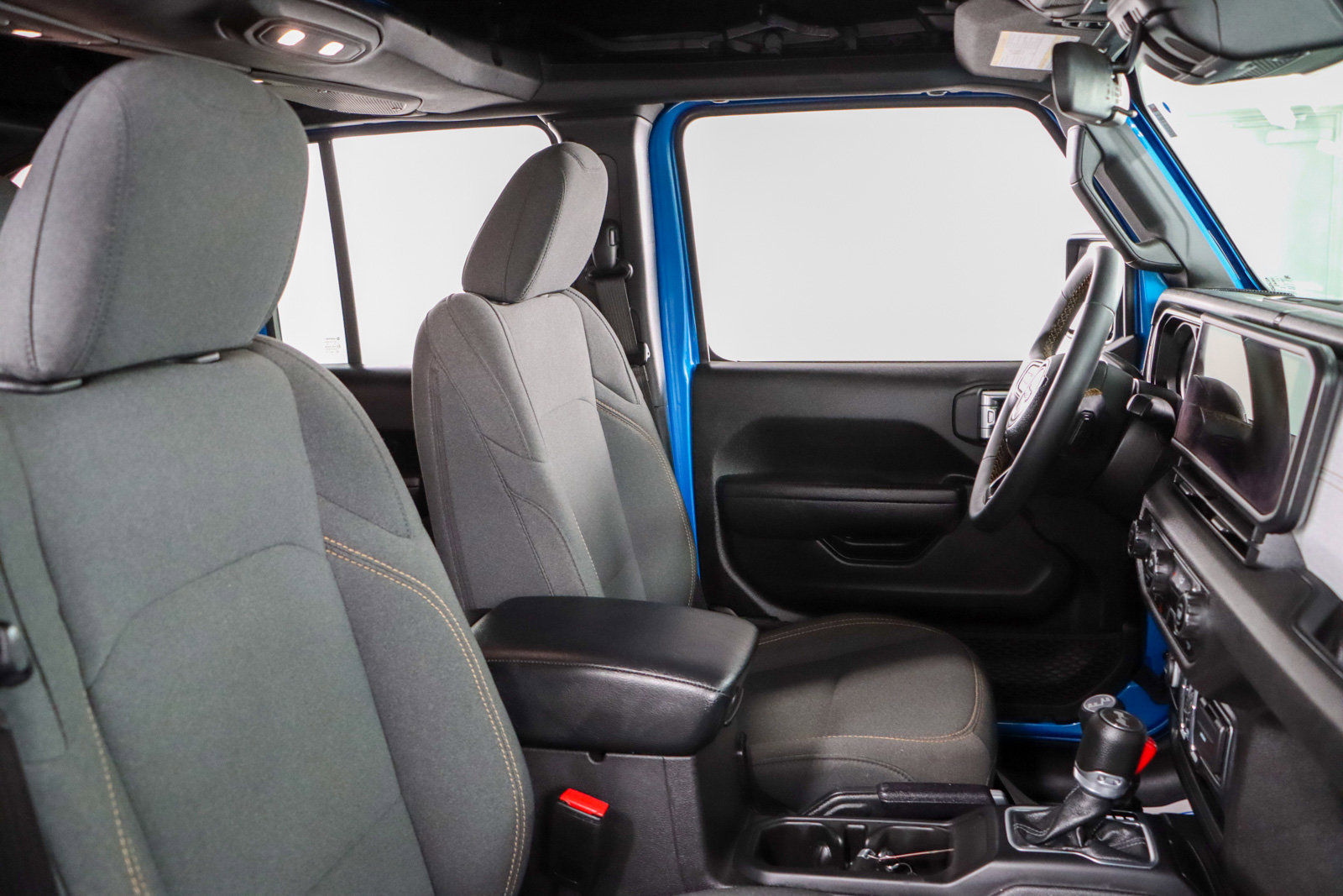 Used 2024 Jeep Wrangler Unlimited Sport image 26